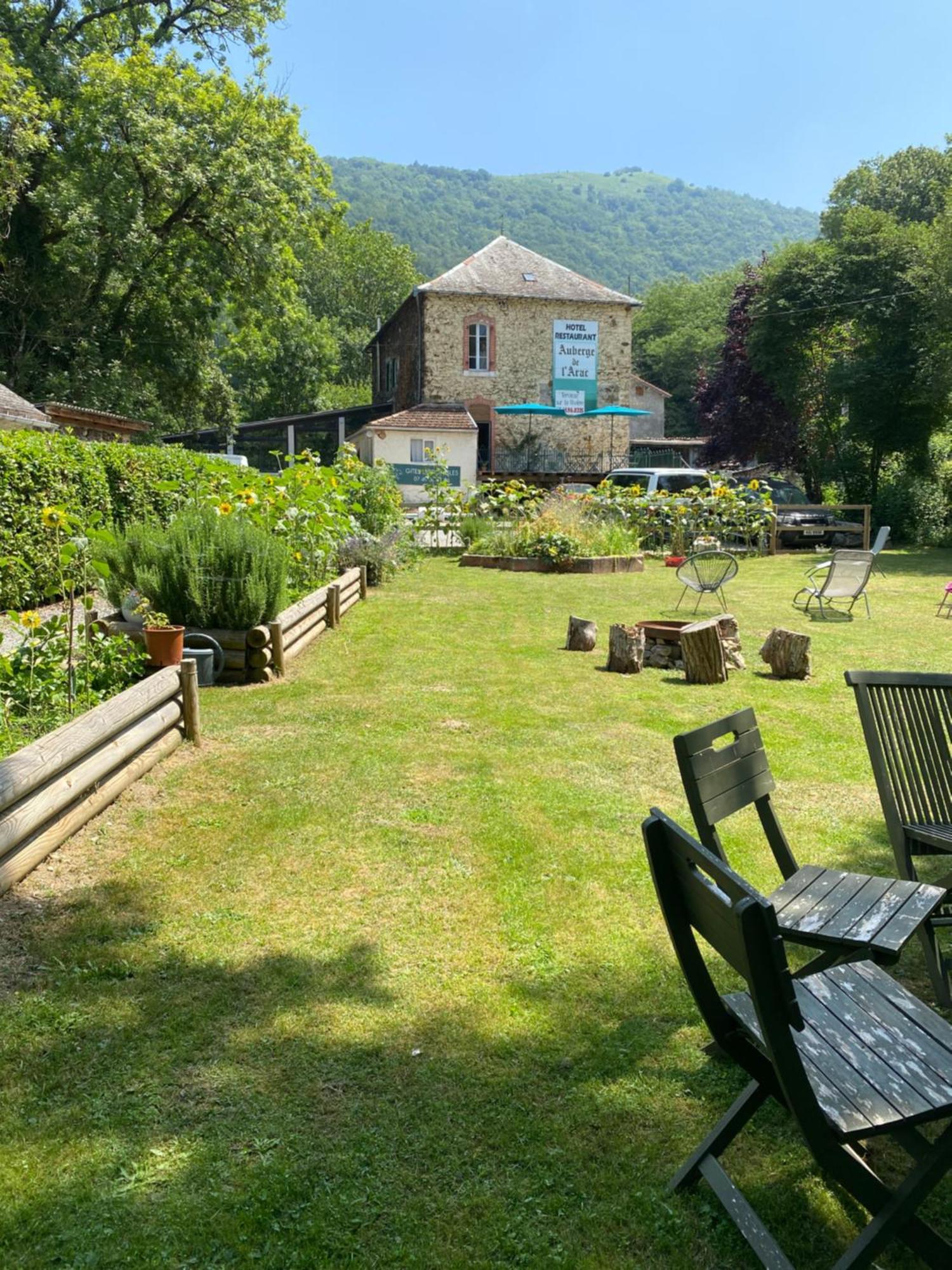 Gites Libellule At Auberge De L'Arac, Bar, Restaurant Aleu Exterior foto