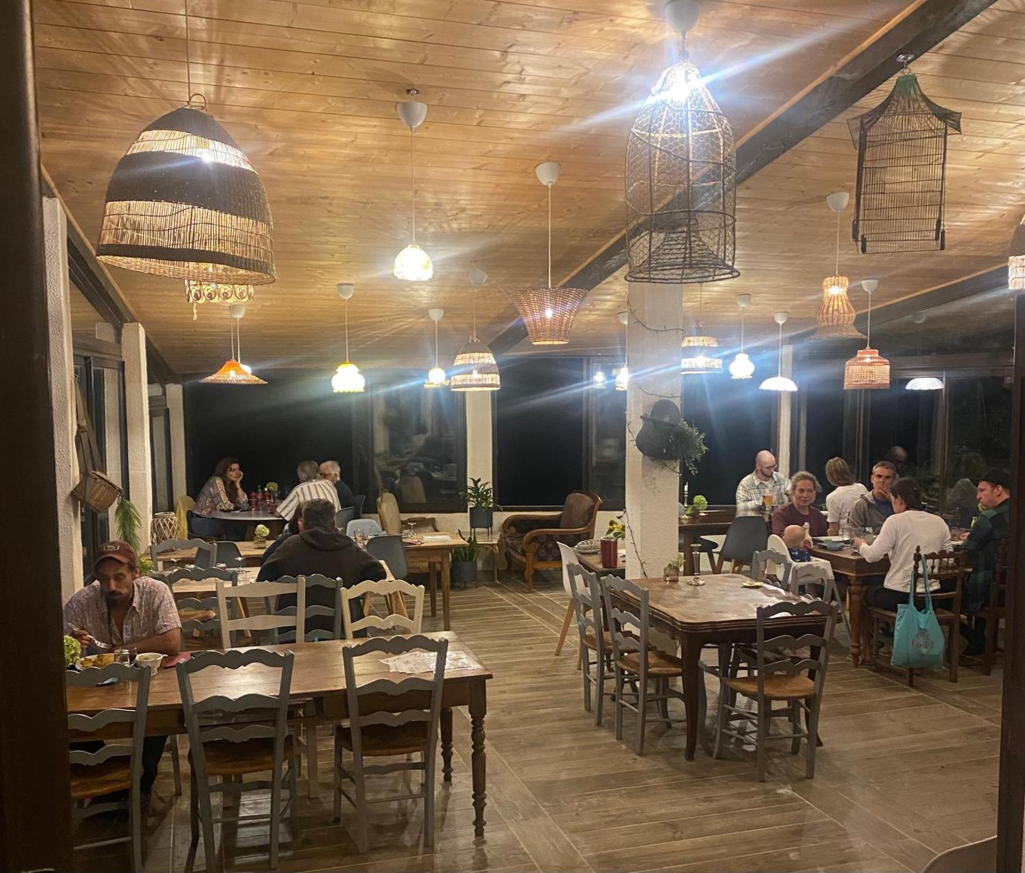 Gites Libellule At Auberge De L'Arac, Bar, Restaurant Aleu Exterior foto